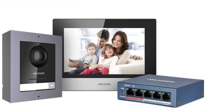 Kit de Videoportero IP - Hikvision DS-KIS602 | 2202 - Kit de Videoportero IP, Incluye: Estación de puerta DS-KD8003-IME1/ Estación interior DS-KH6320-WTE1/ 1x Switch PoE 4 puertos/ 1x Tarjeta TF 16GB, Red inalámbrica, Videoportero HD de 2 MP
